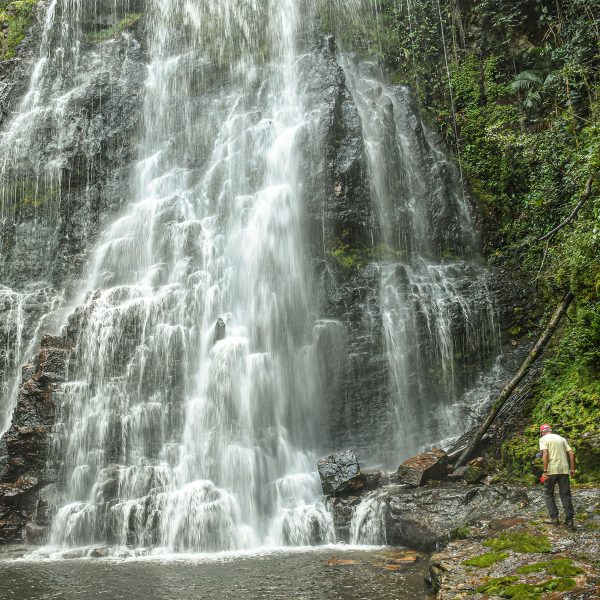 Cascada impresionante Caminata desde Villa de Leyva